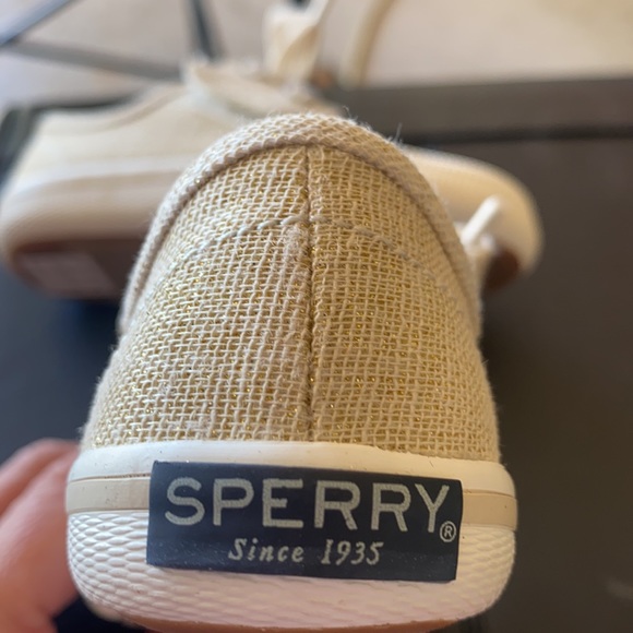 Sperry Little Girl Sneakers! Size 6.5! NWOT! - Picture 9 of 11